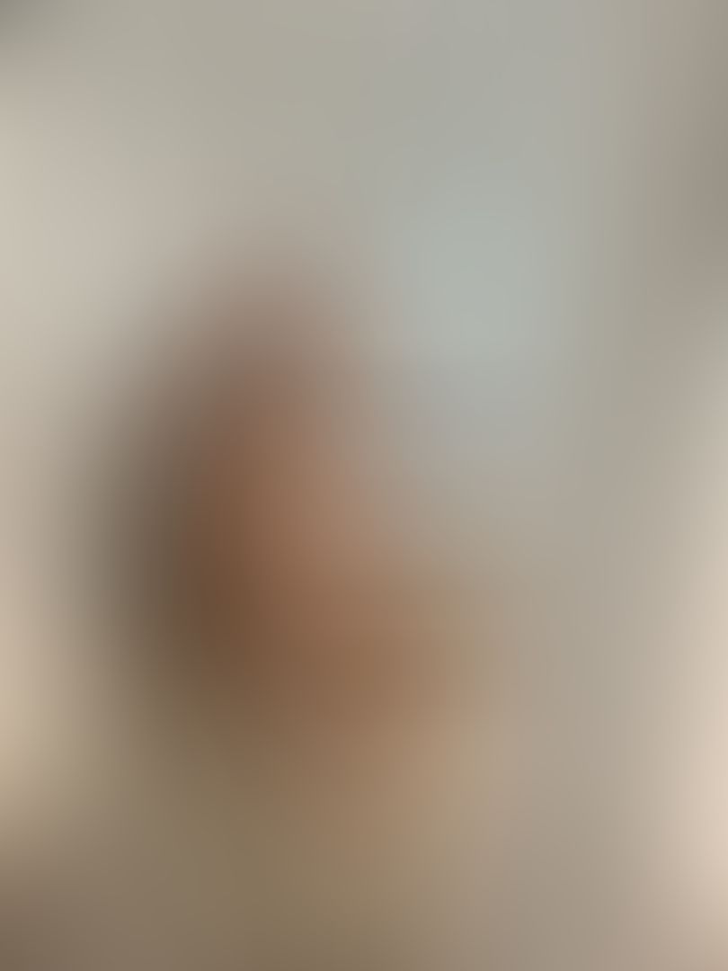 A little twerking 🍑 and loud ass clapping naked and naughty lol tell me about the first thing that pops up… I know that’s lame 😒 😂 