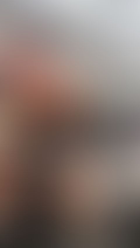 Watch my ass ride this bicycle baby.