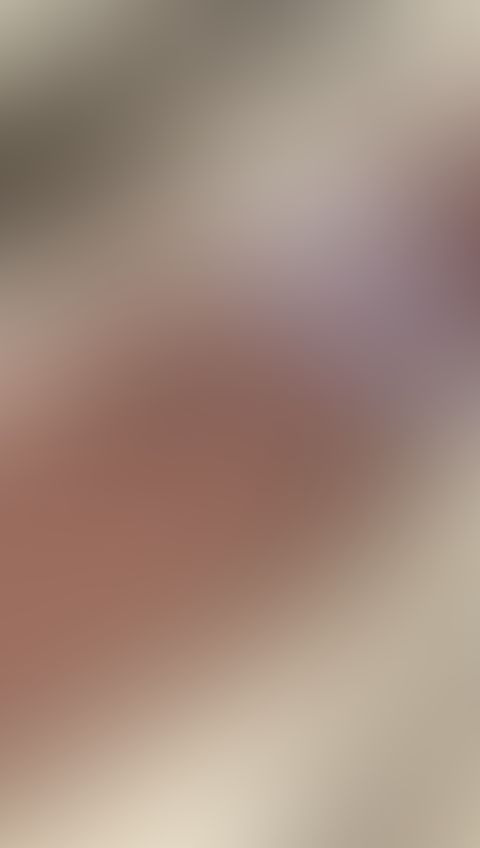  Come to the beach with me Daddy.