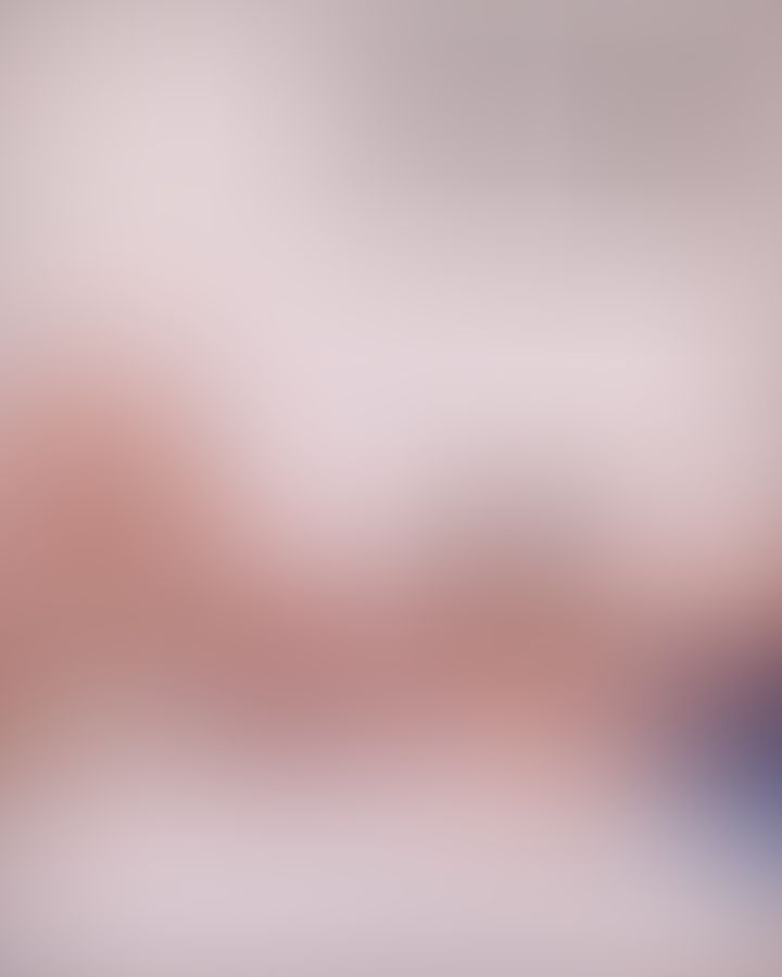 Playing with that kitty Kat 