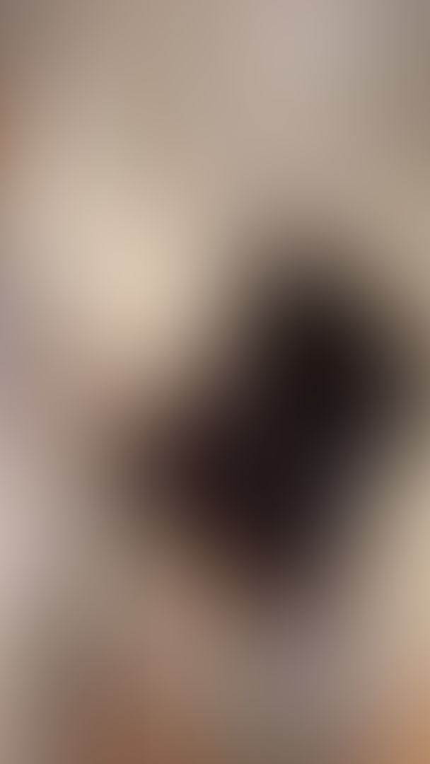 A lil fun while making breakfast 🙈🩷